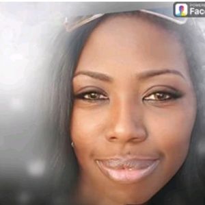 Meet your Posher, Deadra